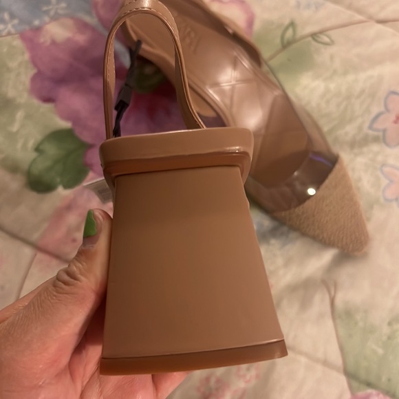 Heeled sling back clear straw textured rafia heels - Picture 6 of 8